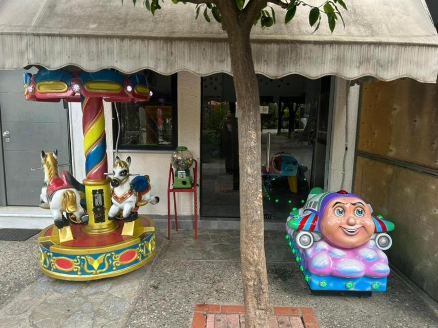 אתונה The House Οf Abunance Near Downtown מראה חיצוני תמונה